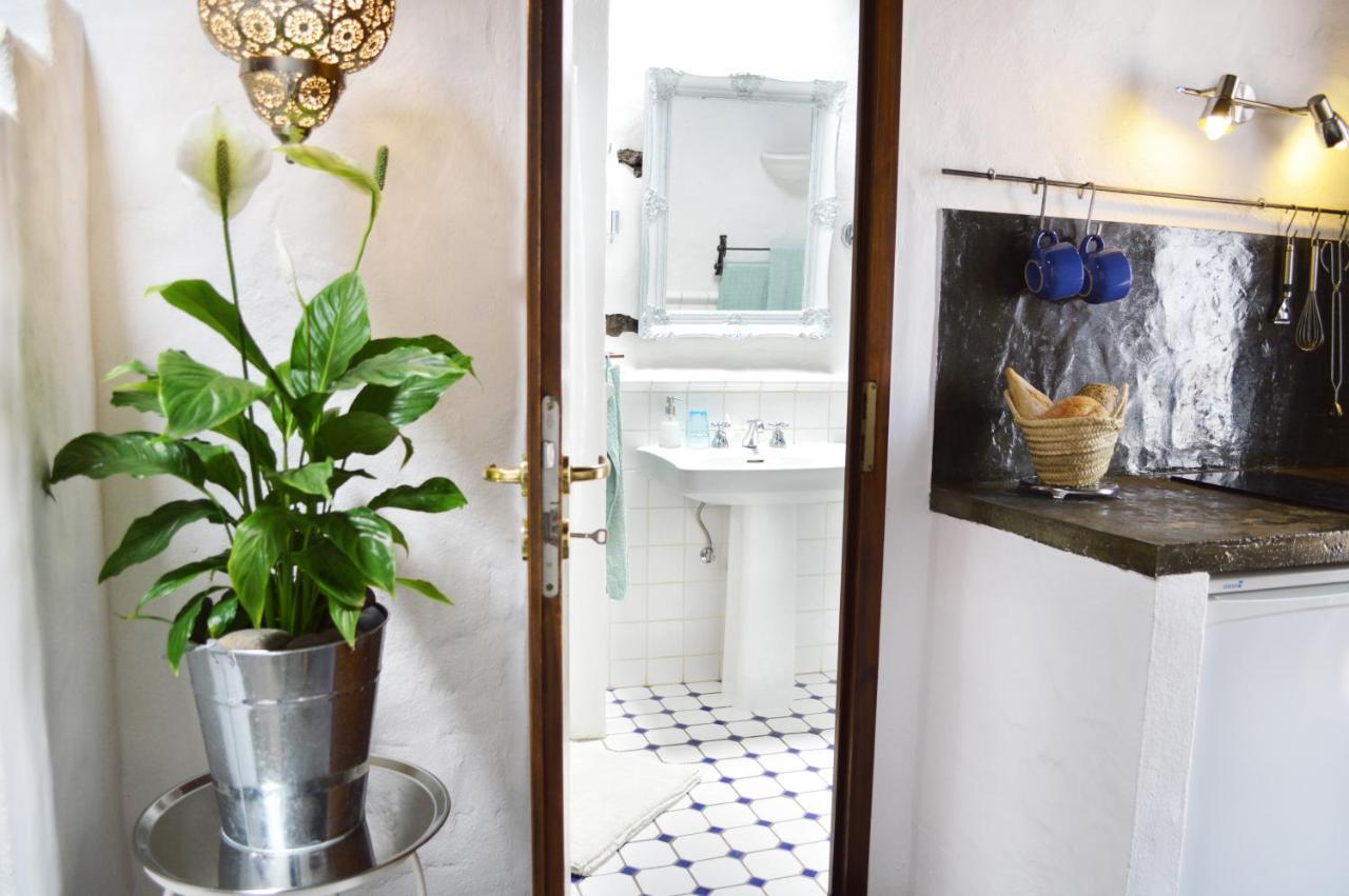 Stylish Getaway With Secluded Patio In Lava Finca Uga Esterno foto