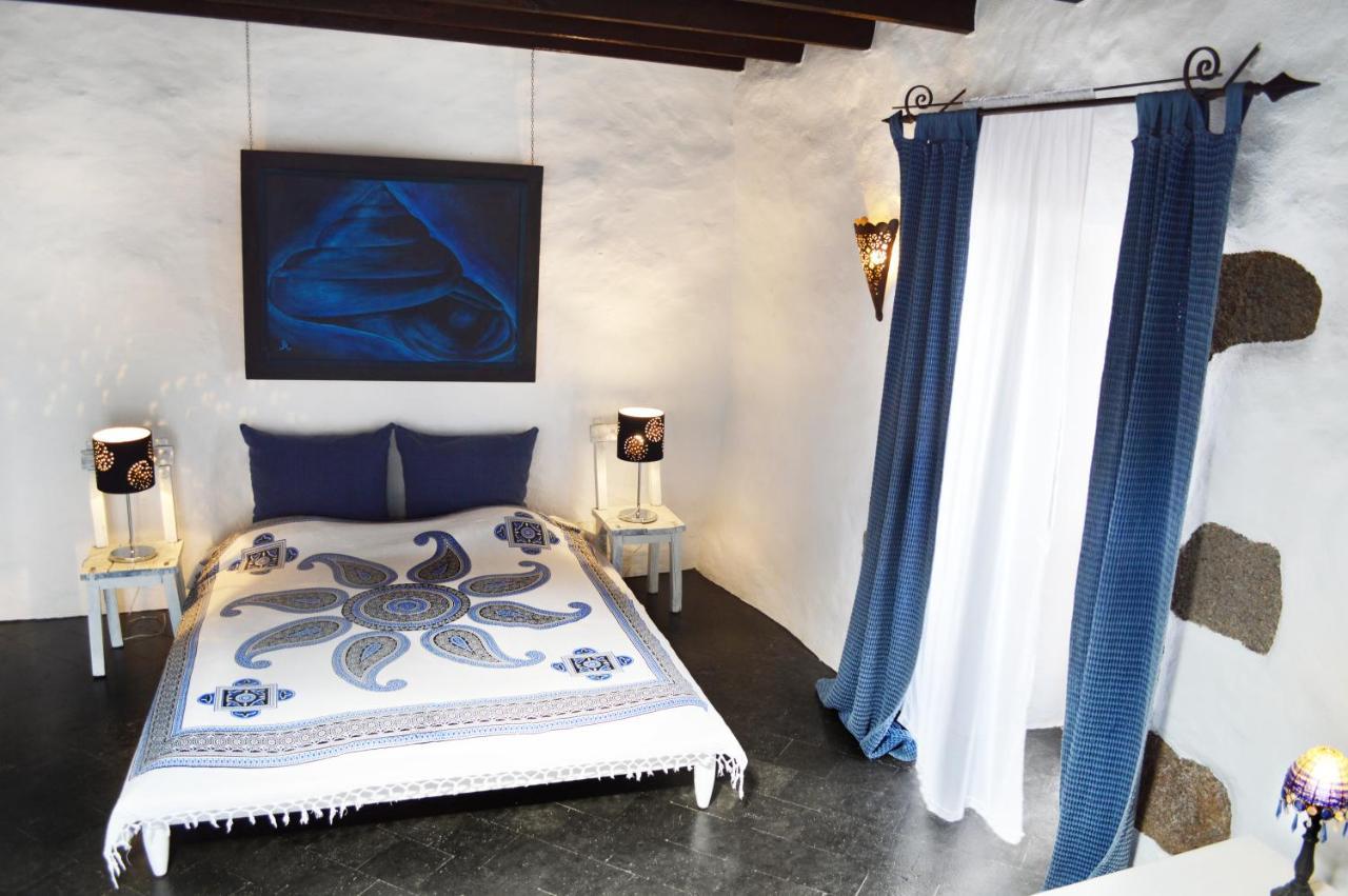 Stylish Getaway With Secluded Patio In Lava Finca Uga Esterno foto