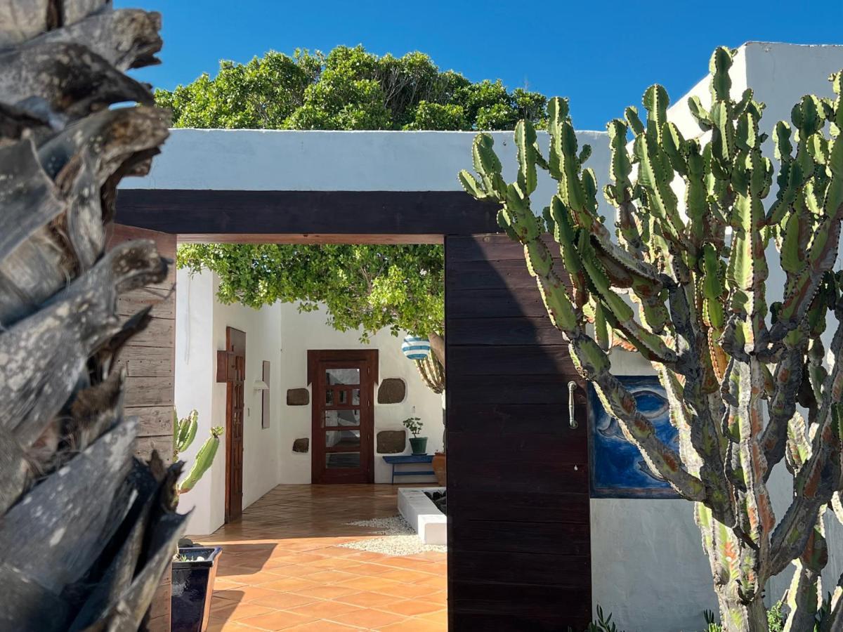 Stylish Getaway With Secluded Patio In Lava Finca Uga Esterno foto